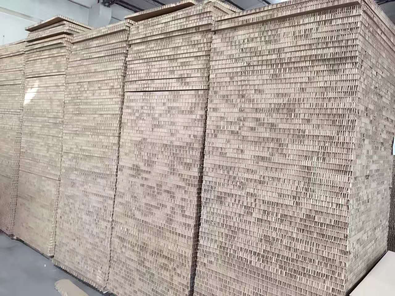 深圳蜂窝纸板